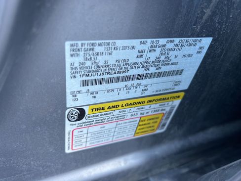 Used 2024 Ford Expedition XLT image 33