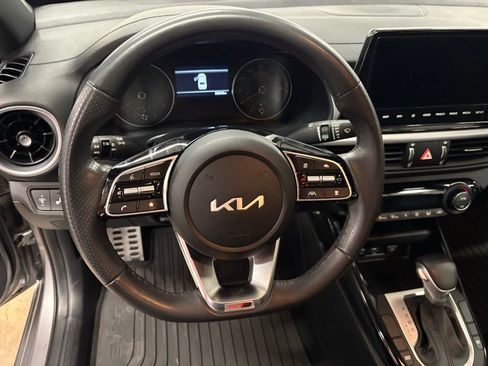 Used 2024 Kia Forte GT-Line image 17