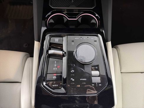 New 2026 BMW 540i xDrive w/ M Sport Package image 17