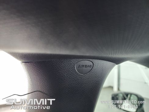 New 2027 Chrysler Pacifica Select AWD/4WD image 41