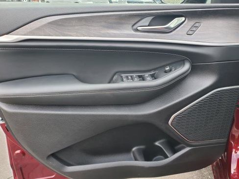 New 2026 Jeep Grand Cherokee L Limited image 20