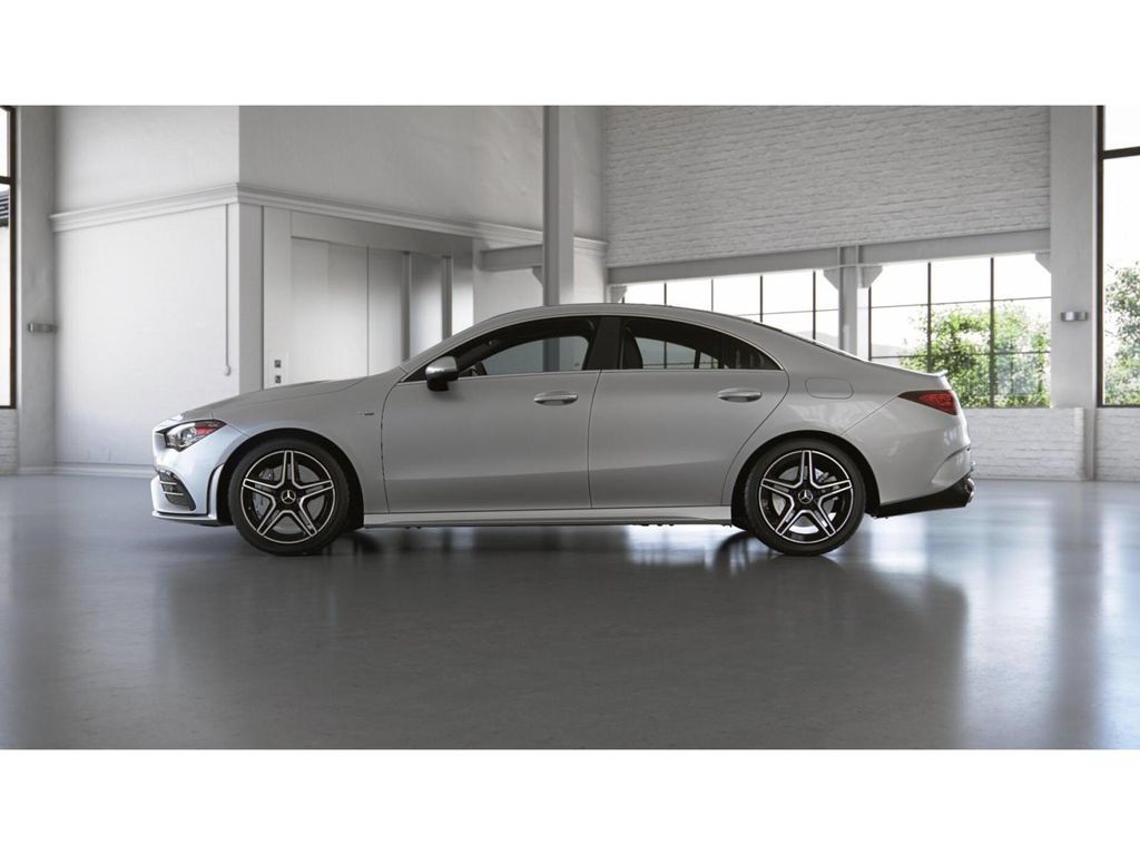 Certified 2022 Mercedes-Benz CLA 35 AMG 4MATIC image 35