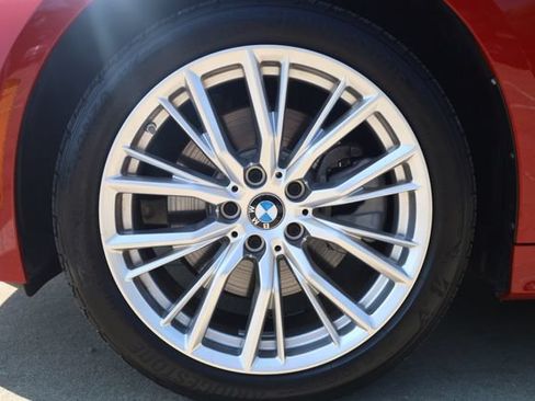 Used 2023 BMW 330i Sedan w/ Convenience Package RWD image 7