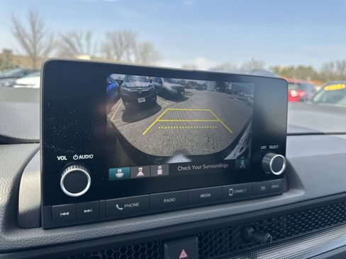 Used 2025 Honda CR-V EX image 28