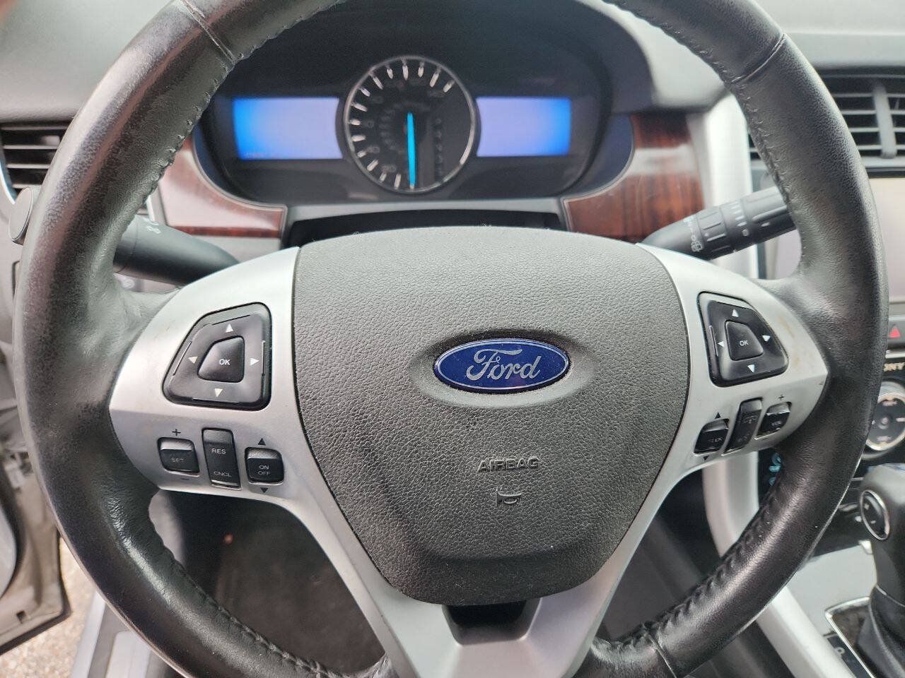 Used 2013 Ford Edge Limited FWD image 12