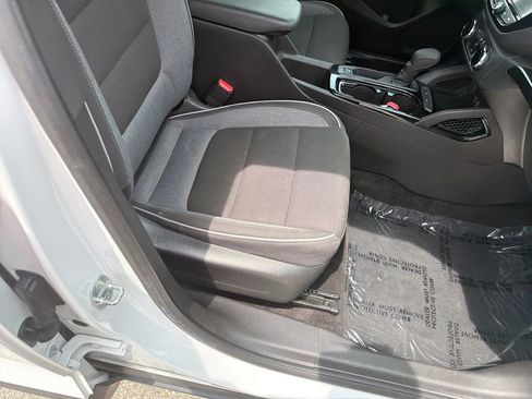 Used 2021 Chevrolet TrailBlazer LT w/ Convenience Package FWD image 40