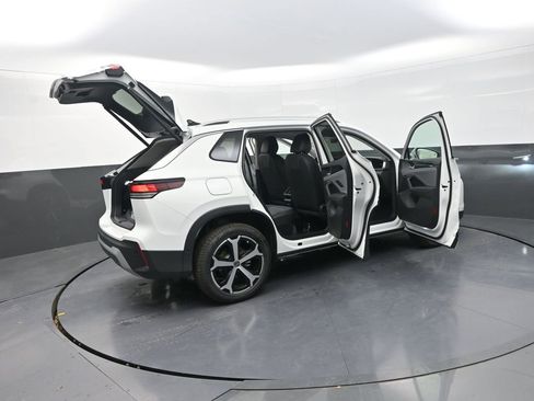 New 2026 Volkswagen Tiguan SE image 35