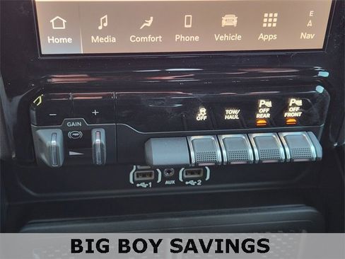 New 2026 RAM 2500 Laramie w/ Night Edition image 15