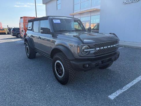 Certified 2022 Ford Bronco Badlands image 2