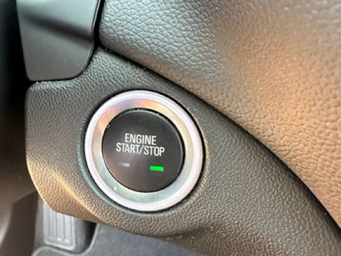 Used 2023 Chevrolet Equinox LT FWD image 15