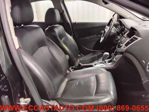 Used 2011 Chevrolet Cruze LTZ image 12