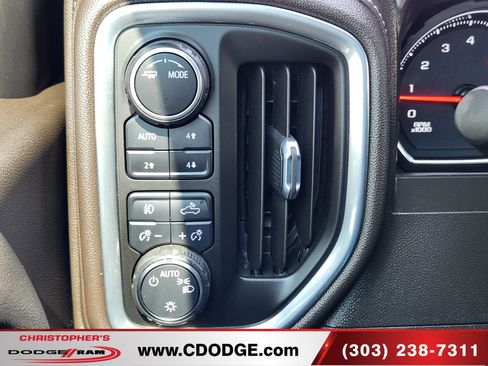Used 2021 Chevrolet Silverado 1500 LT Trail Boss w/ Bed Protection Package AWD/4WD image 28