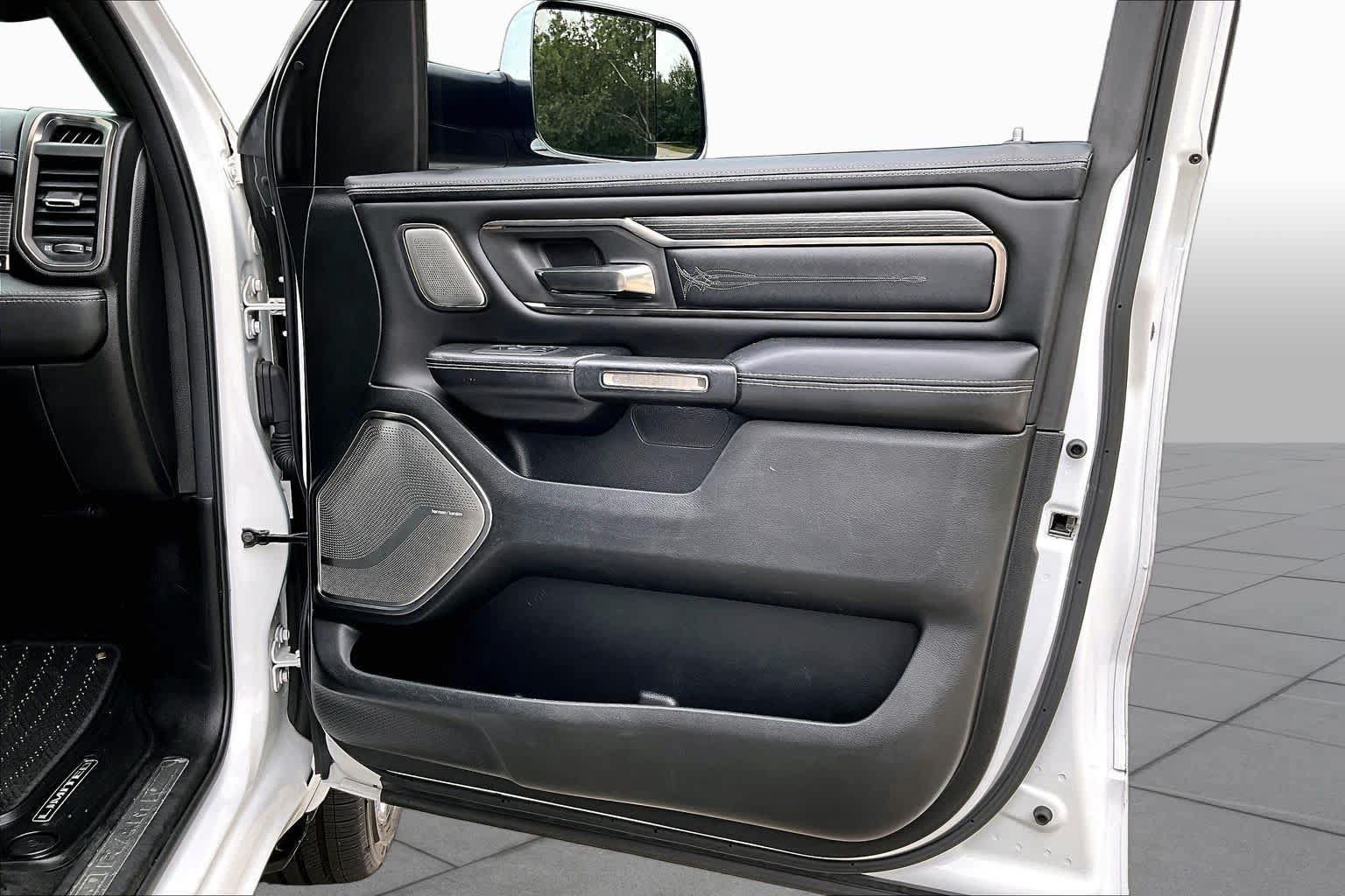 Used 2020 RAM 1500 Limited AWD/4WD image 23