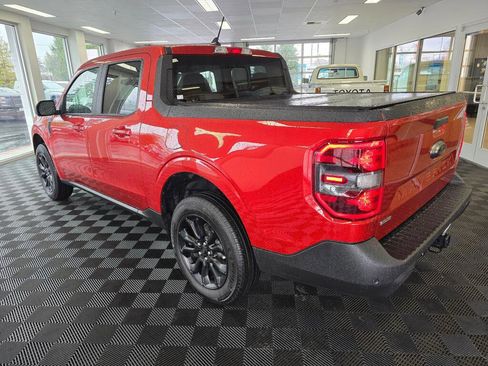 Used 2024 Ford Maverick Lariat w/ Black Appearance Package image 6