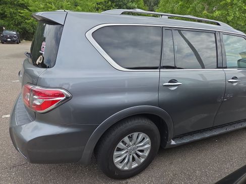 Used 2018 Nissan Armada SV w/ Driver Package RWD image 11