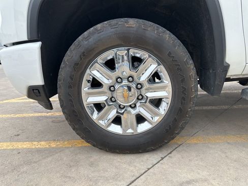 Used 2024 Chevrolet Silverado 2500 High Country w/ Technology Package image 43