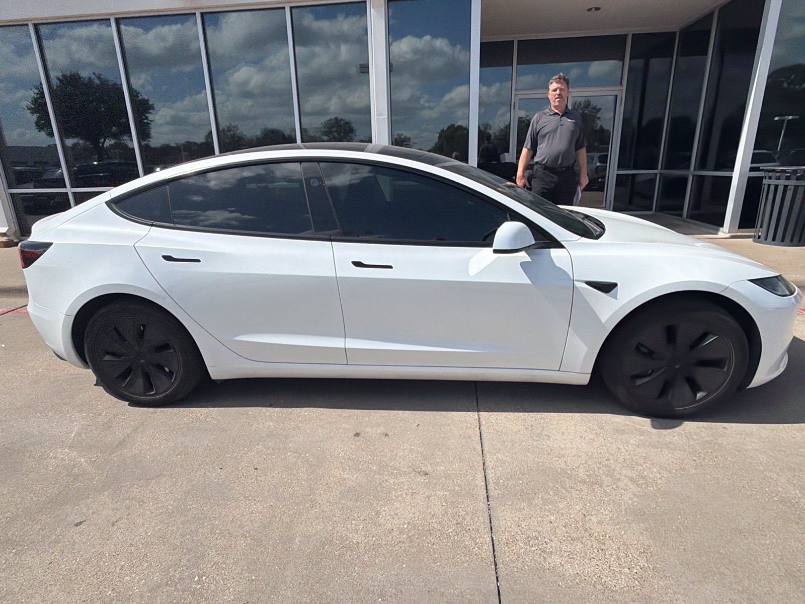 Used 2024 Tesla Model 3 Long Range AWD/4WD image 5