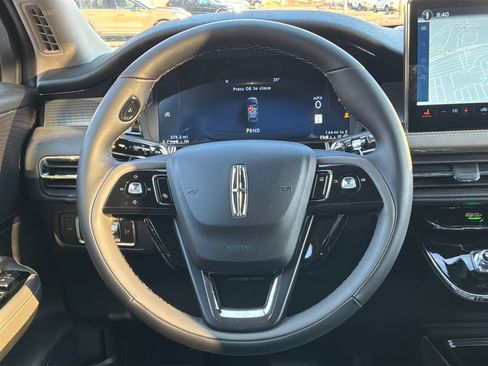 New 2026 Lincoln Corsair Premiere image 20