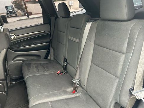Used 2015 Jeep Grand Cherokee Laredo w/ Quick Order Package 23E RWD image 15