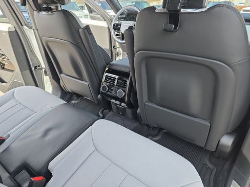 New 2026 Land Rover Range Rover Sport Dynamic SE image 11