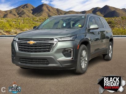 Used 2023 Chevrolet Traverse LT