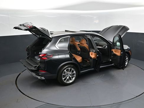 New 2026 BMW X5 sDrive40i w/ Premium Package RWD image 50