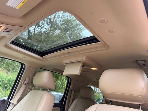 Used 2012 GMC Yukon XL Denali AWD/4WD image 22
