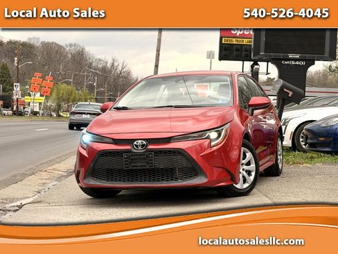 Used 2020 Toyota Corolla LE image 1