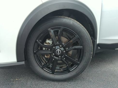 Certified 2023 Nissan Kicks SR w/ SR Premium Package FWD image 48