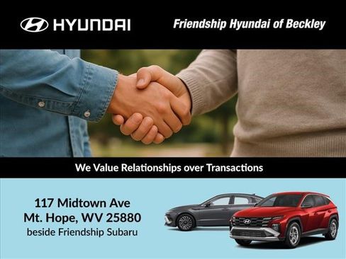 Used 2024 Hyundai Elantra SE image 10