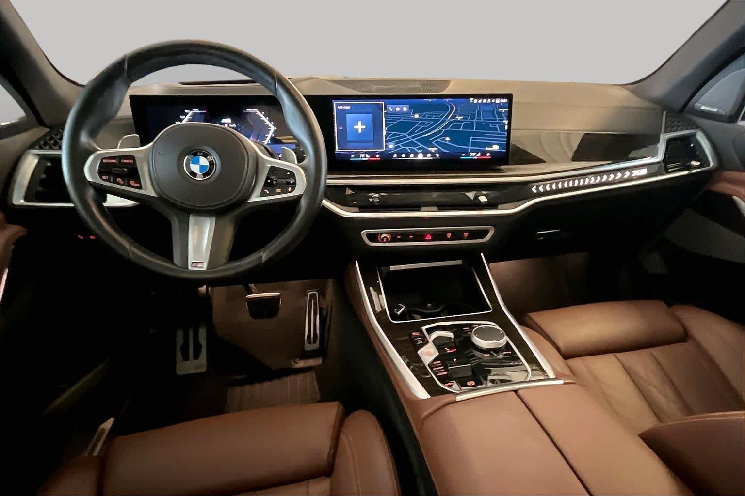 Used 2024 BMW X5 sDrive40i w/ M Sport Package RWD image 14