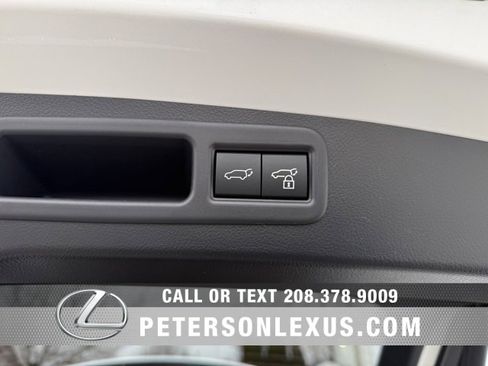 New 2026 Lexus RX 450h PREMIUM AWD image 16