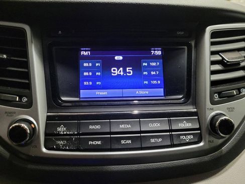 Used 2018 Hyundai Tucson SE FWD image 25