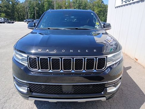 Used 2024 Jeep Wagoneer Series II AWD/4WD image 8