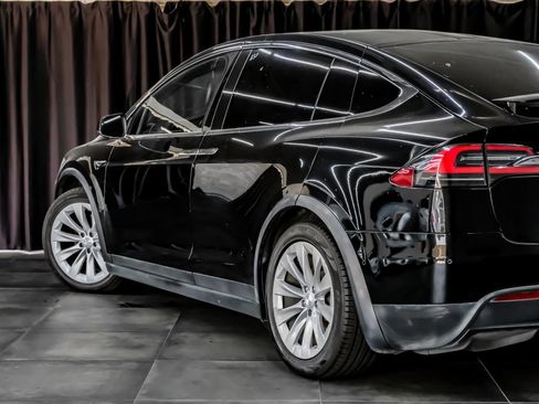 Used 2020 Tesla Model X Long Range AWD/4WD image 15