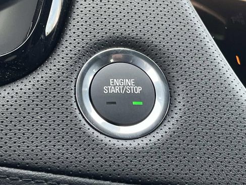 New 2026 Cadillac XT5 Luxury image 33