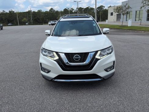 Used 2019 Nissan Rogue SL w/ Premium Package FWD image 10