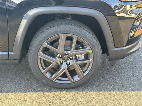 New 2026 Jeep Compass Limited image 12