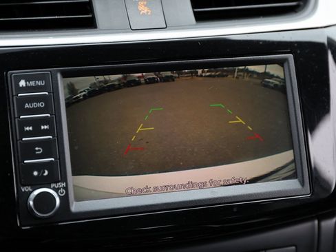 Used 2019 Nissan Sentra SV image 27