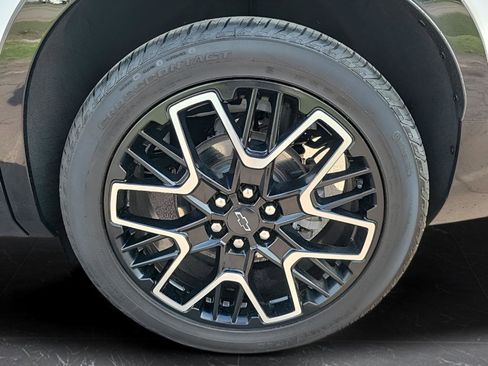 Used 2024 Chevrolet Blazer RS w/ Enhanced Convenience Package FWD image 31