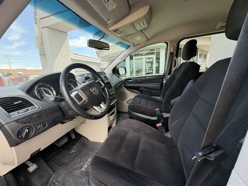 Used 2015 Dodge Grand Caravan SE w/ Quick Order Package 29E SE FWD image 33