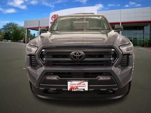 New 2026 Toyota Tacoma SR5 image 7