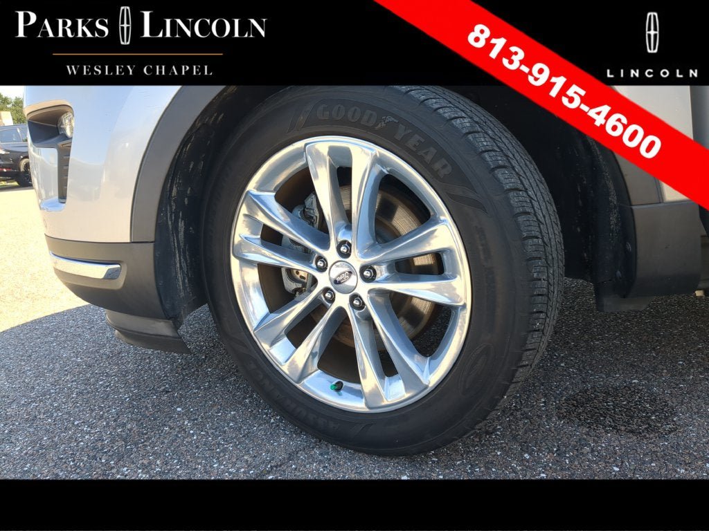 Used 2018 Ford Explorer Limited w/ Ford Safe & Smart Package FWD image 33