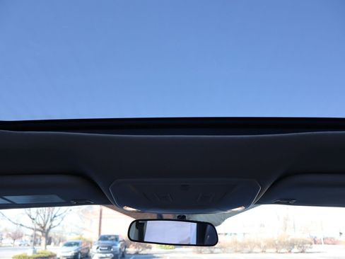 Used 2018 Ford Escape SE w/ SE Sport Appearance Package image 28