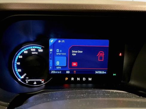 Used 2023 Ford Bronco Outer Banks w/ Sasquatch Package AWD/4WD image 19