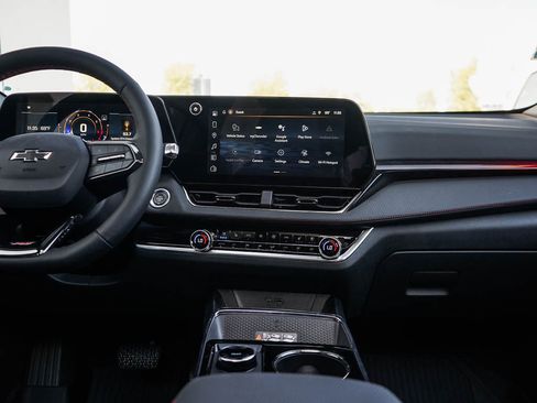 New 2026 Chevrolet Equinox RS w/ Convenience Package III image 16