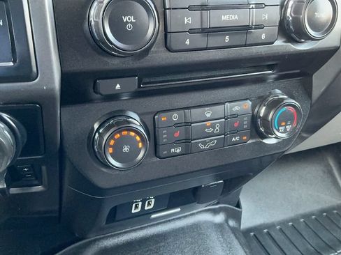 Used 2018 Ford F150 XLT w/ Equipment Group 302A Luxury RWD image 15