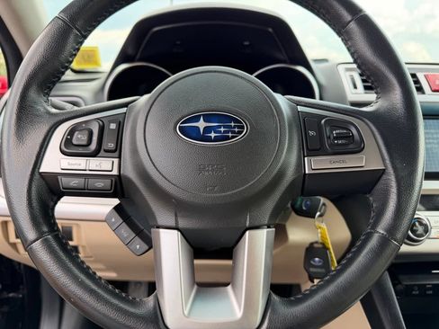 Used 2015 Subaru Legacy 2.5i Premium AWD/4WD image 18