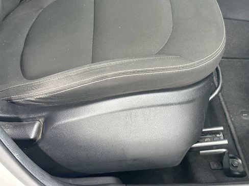 Used 2016 Kia Soul FWD image 22