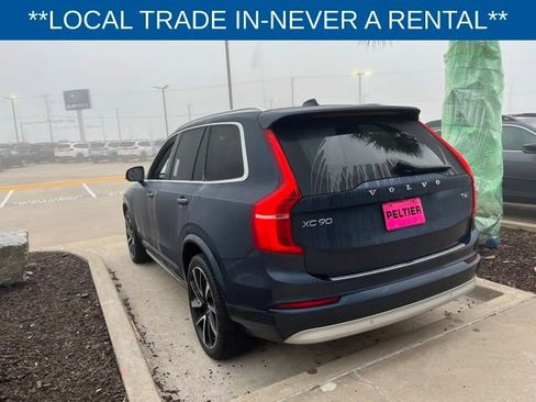 Used 2022 Volvo XC90 T6 Momentum w/ Climate Package image 16